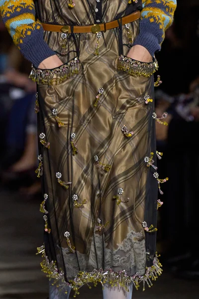 Look 59